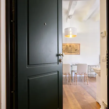 Serragli Comfort Apartman *